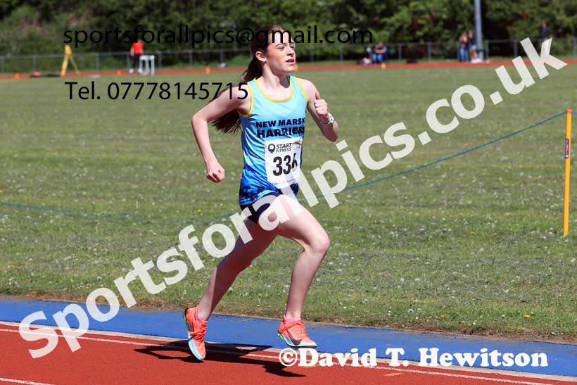 Girls under-15s 800 metres, 2025 North Eastern Track and Field Champs., Shildon, County Durham. Photo: David T. Hewitson/Sports for All Pics